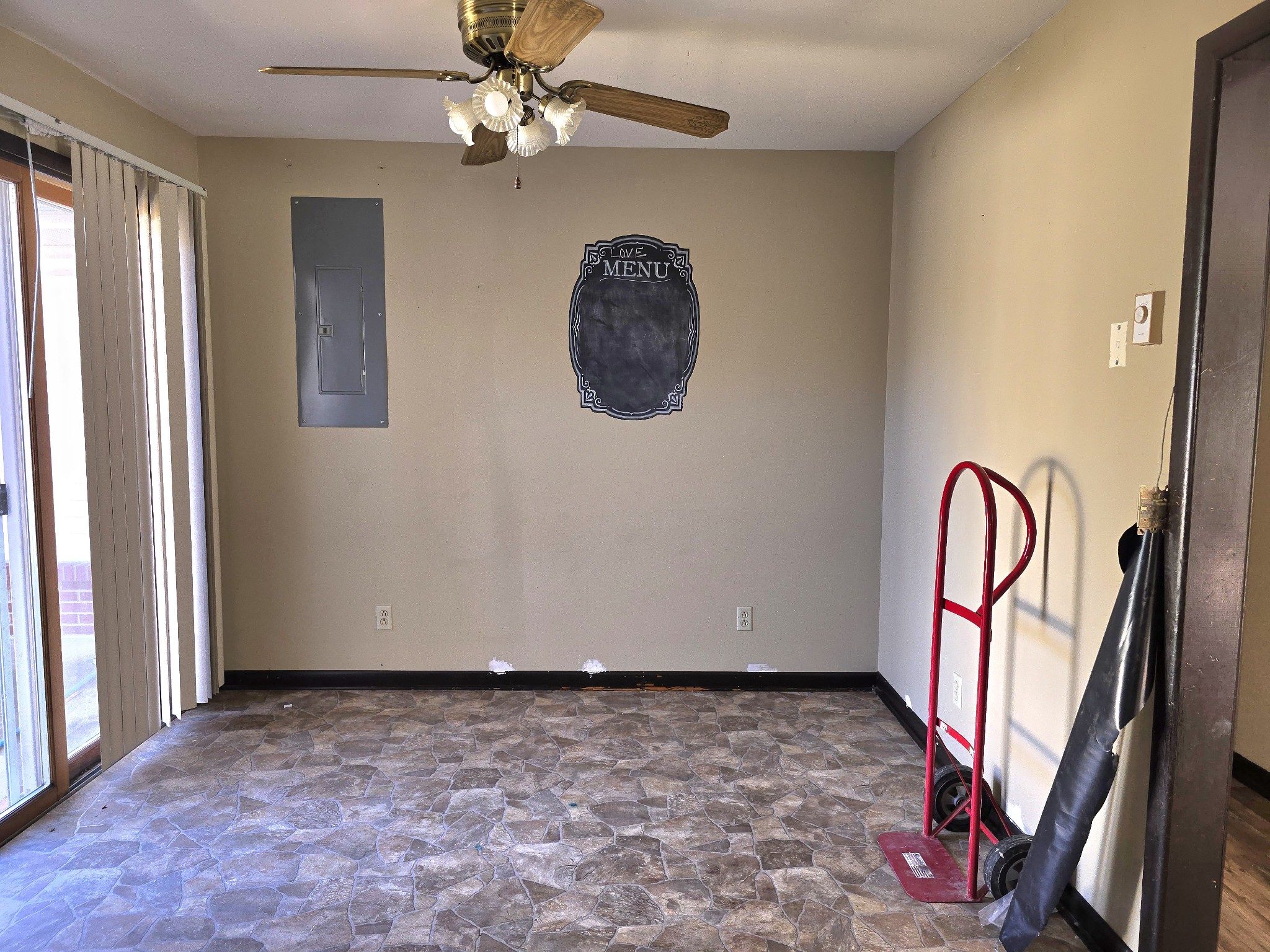 130 Mimosa St Property Photo 27