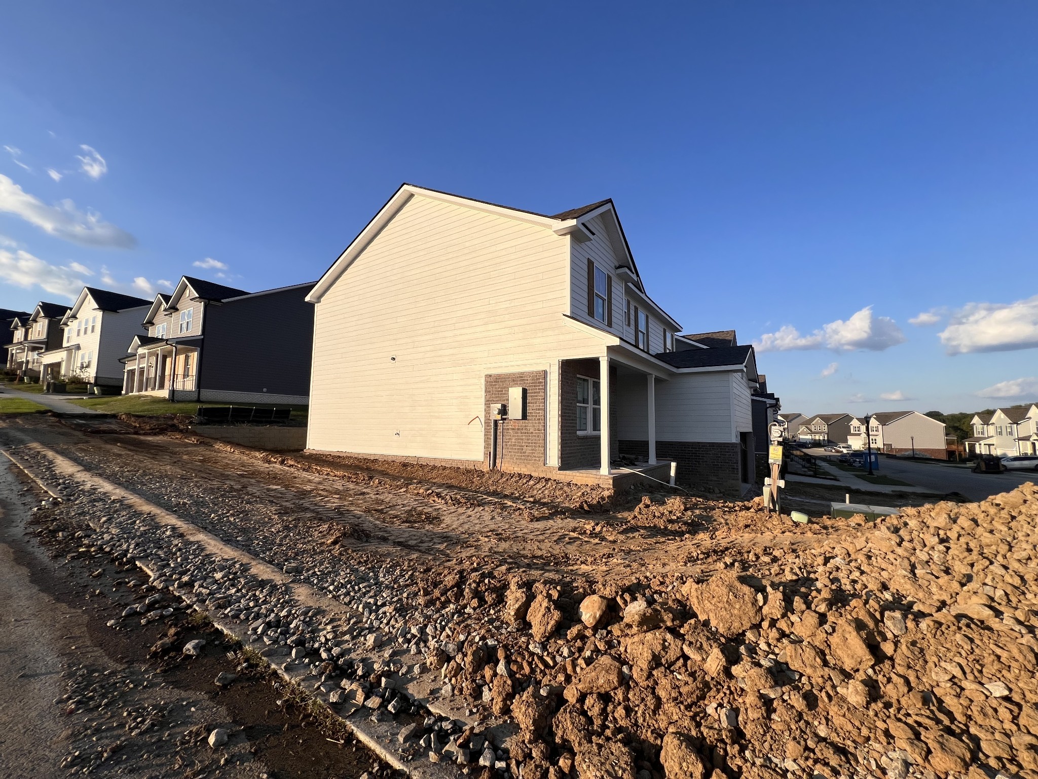 452 Jet Stream Dr Property Photo 4