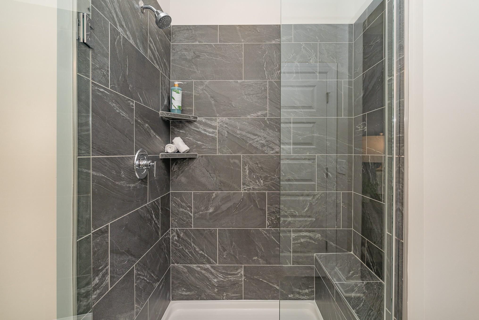 5313 Woodhall Lane Property Photo 24