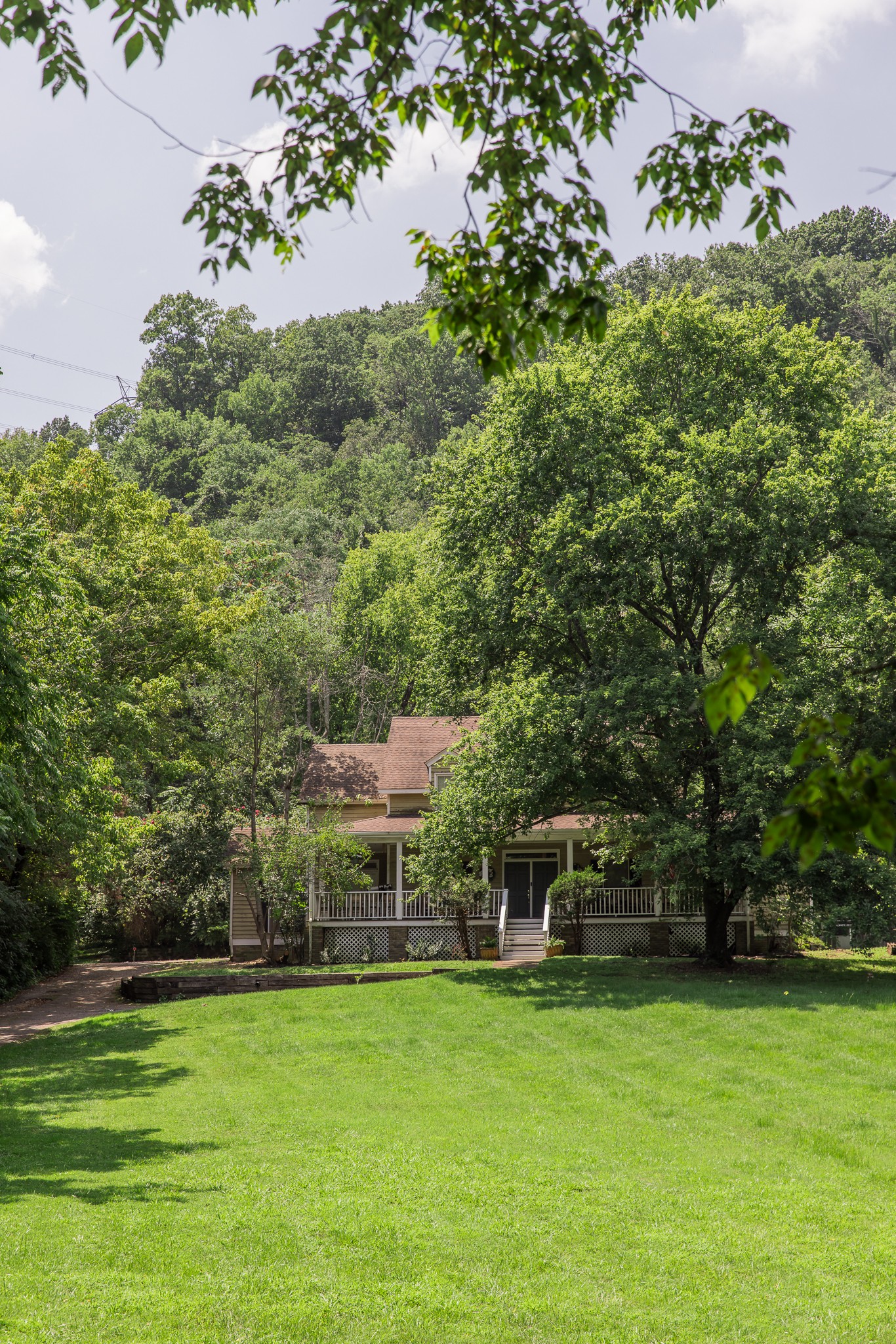 2355 N Berrys Chapel Rd Property Photo 2