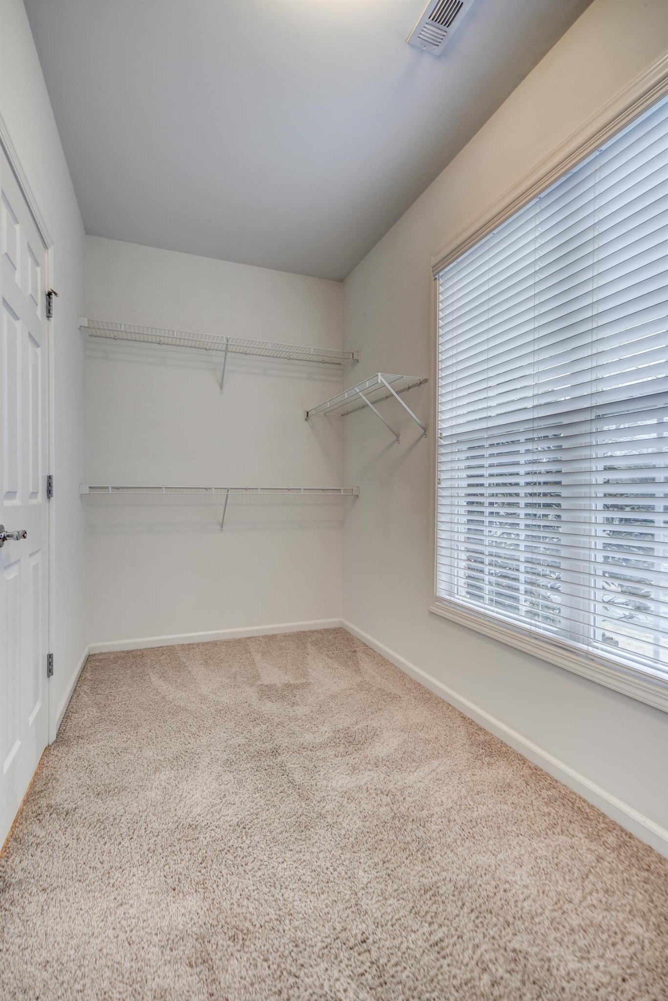 110 Breakwater N Property Photo 18