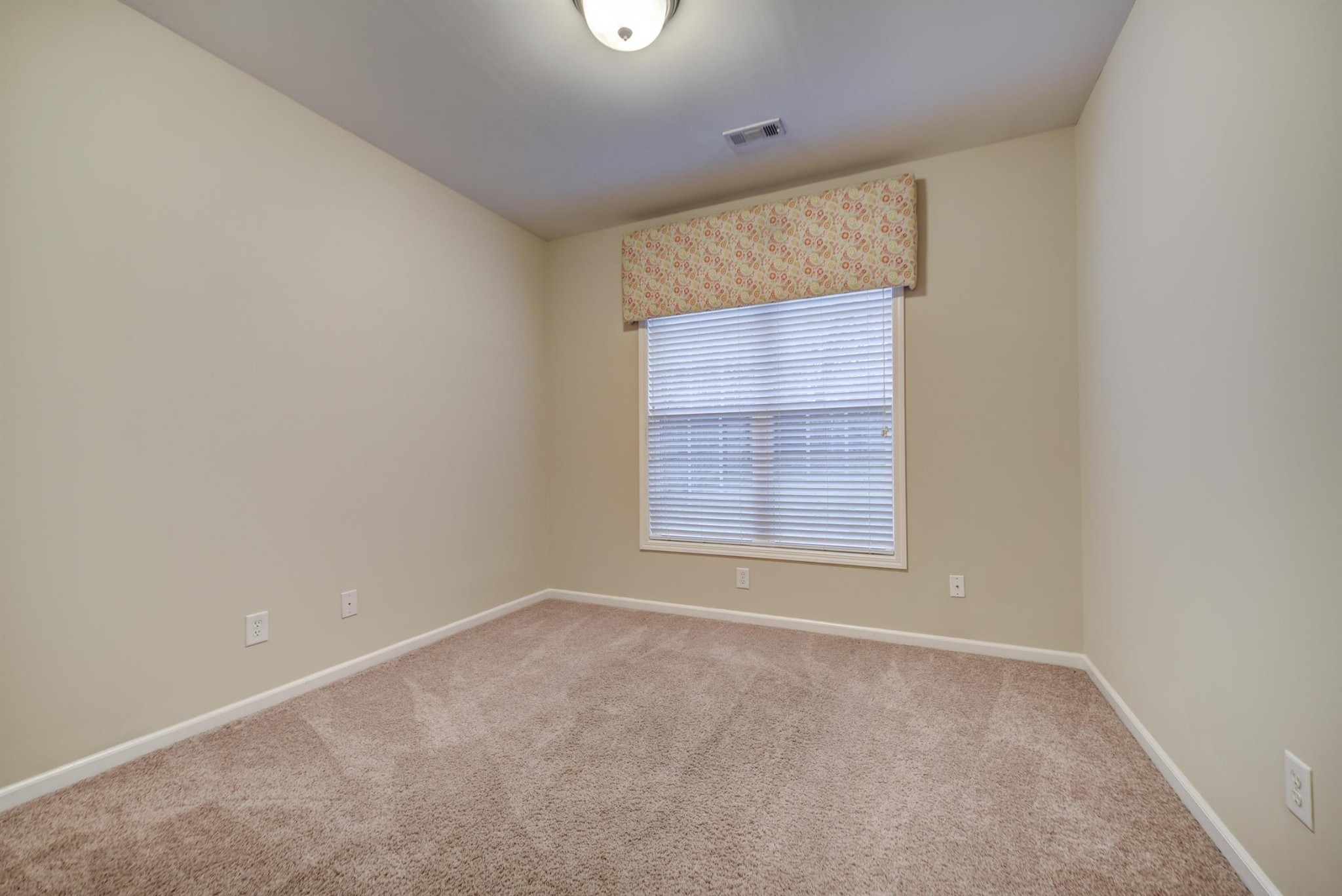110 Breakwater N Property Photo 21
