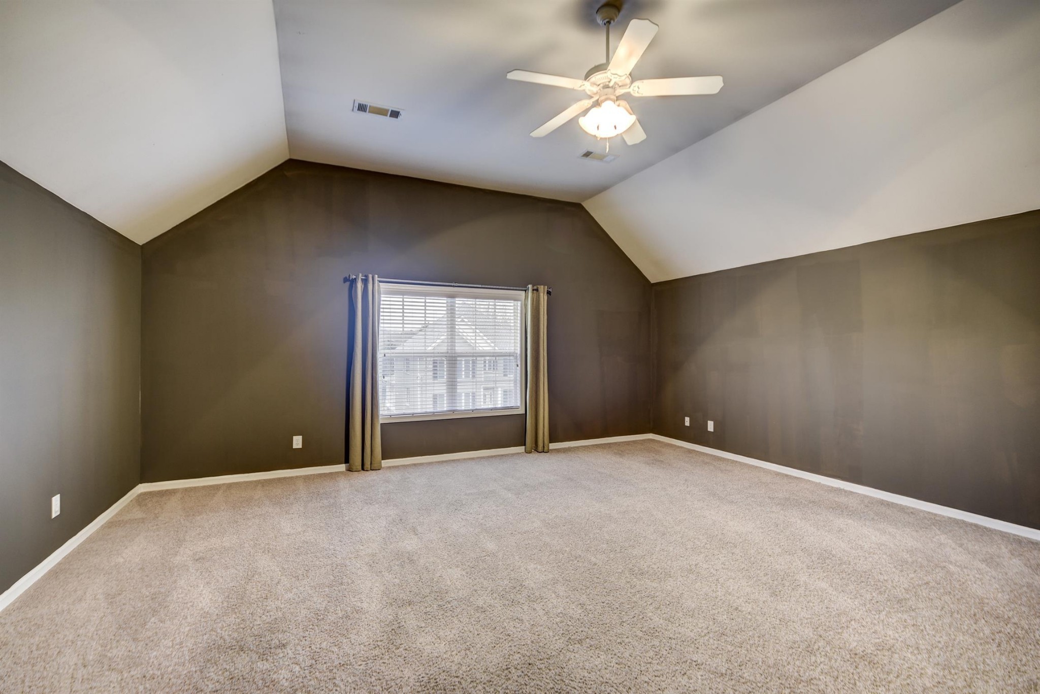 110 Breakwater N Property Photo 23