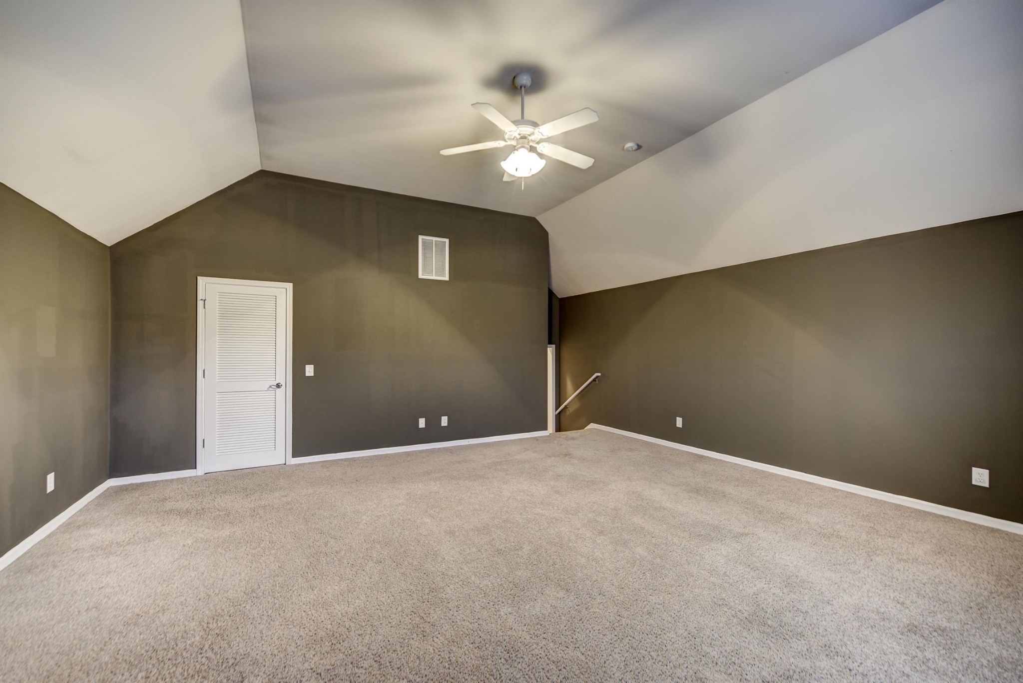 110 Breakwater N Property Photo 25