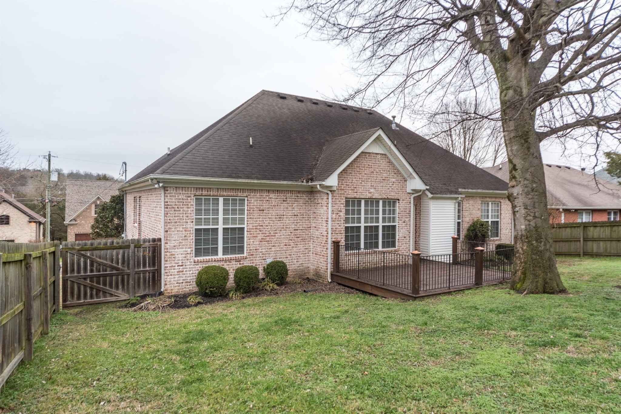 110 Breakwater N Property Photo 28