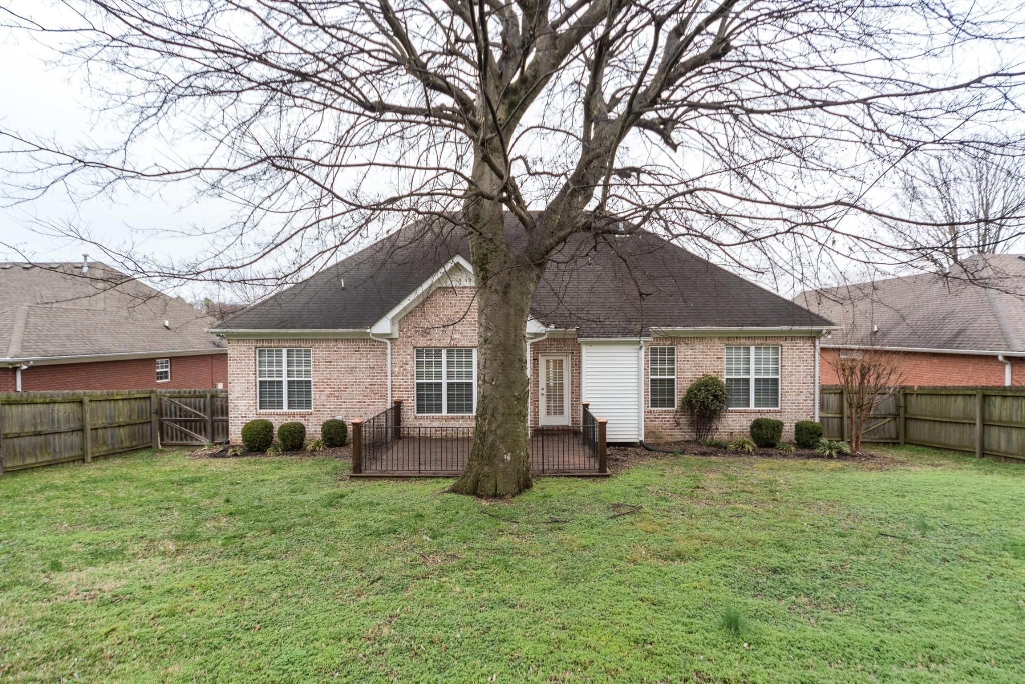 110 Breakwater N Property Photo 30