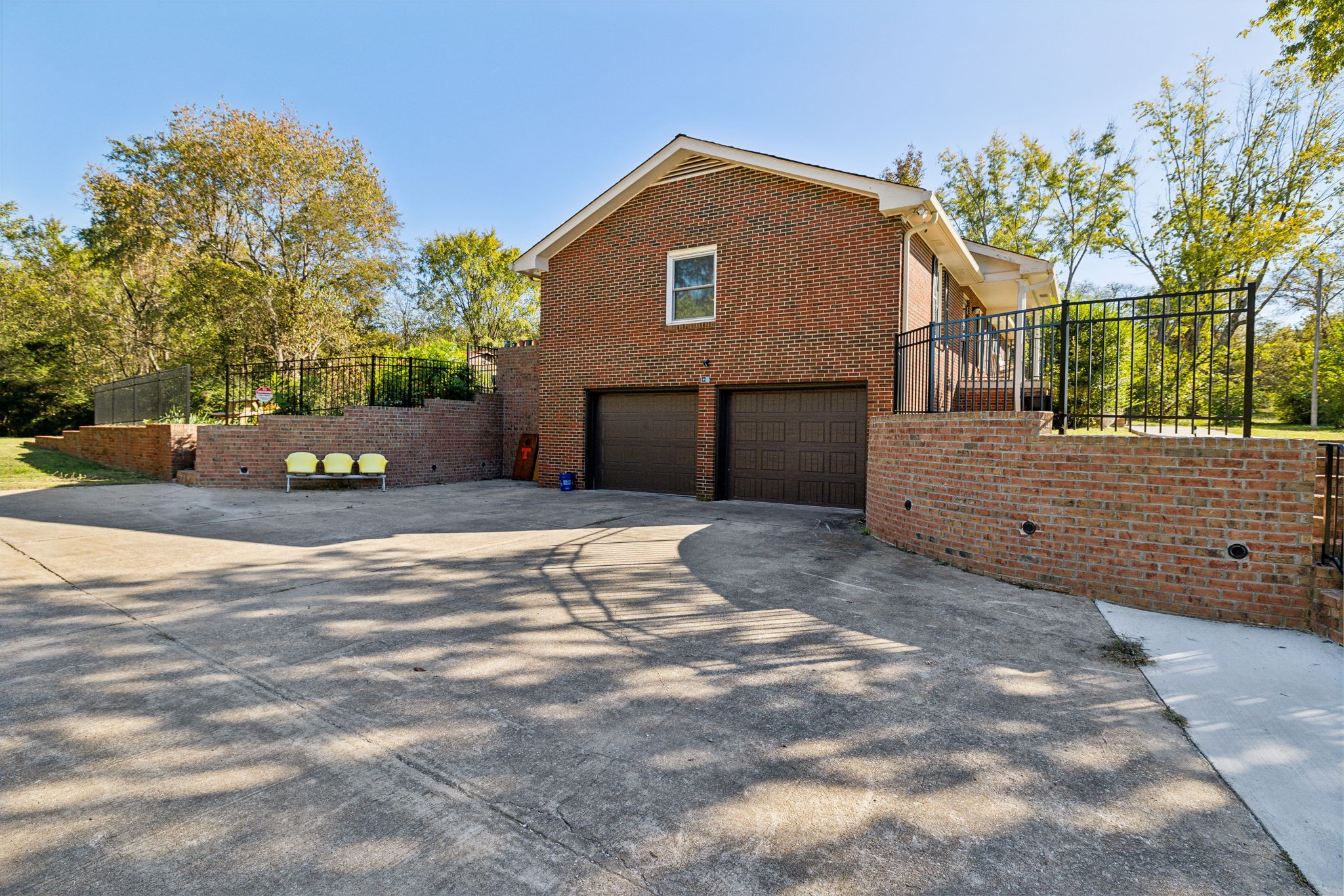 833 Leeville Rd Property Photo 6