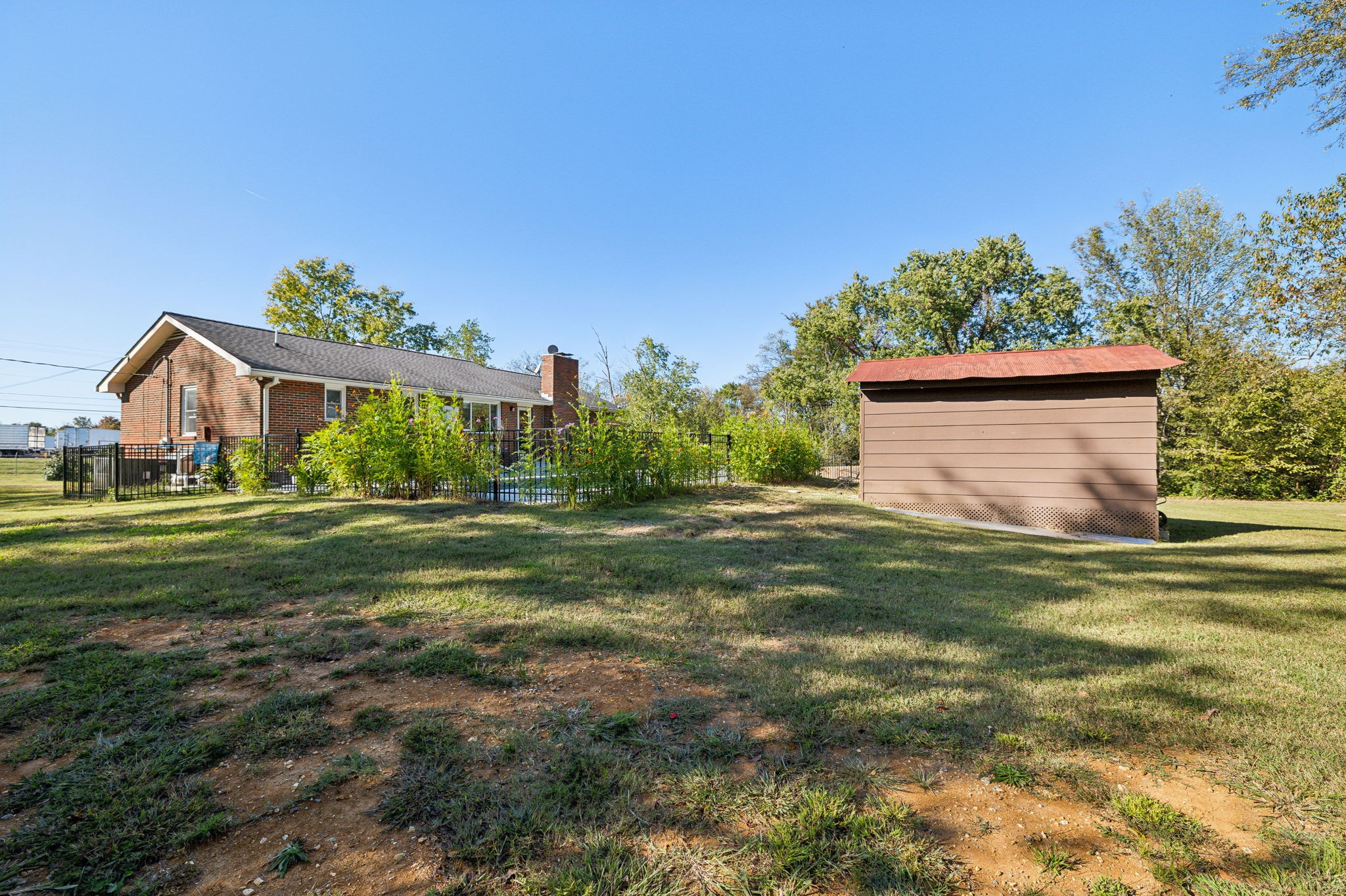 833 Leeville Rd Property Photo 9