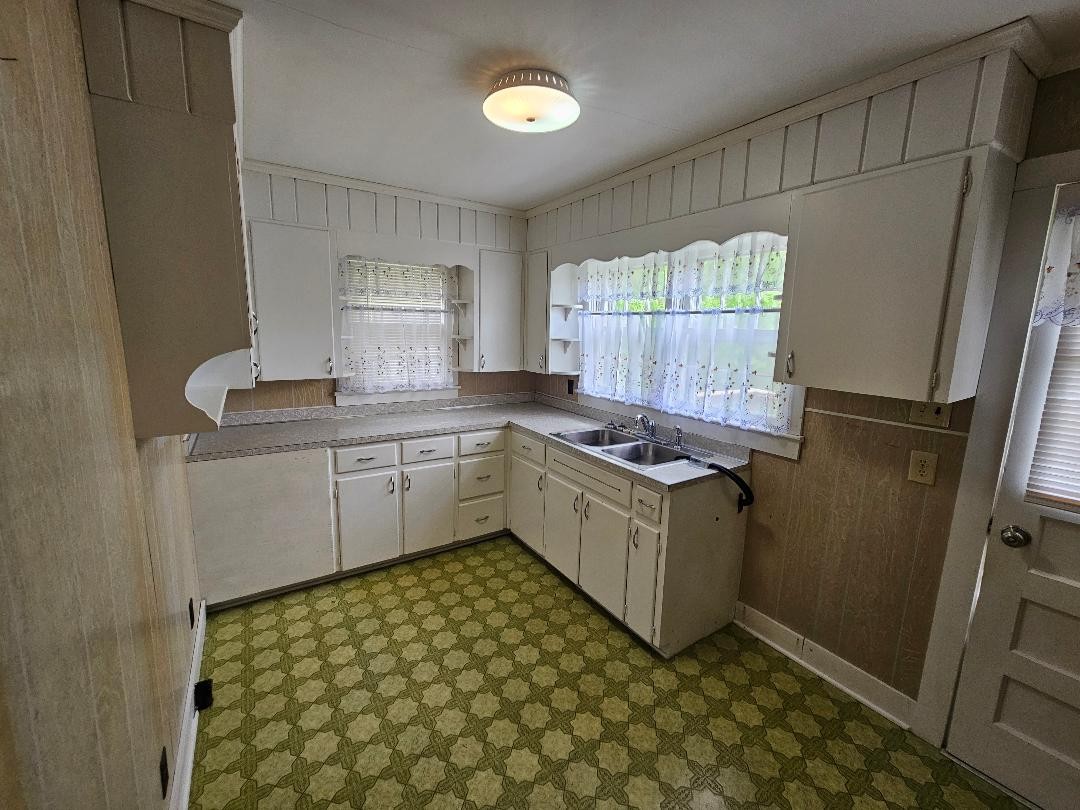 407 College Ave Property Photo 10