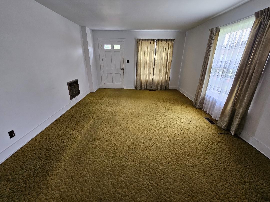 407 College Ave Property Photo 11