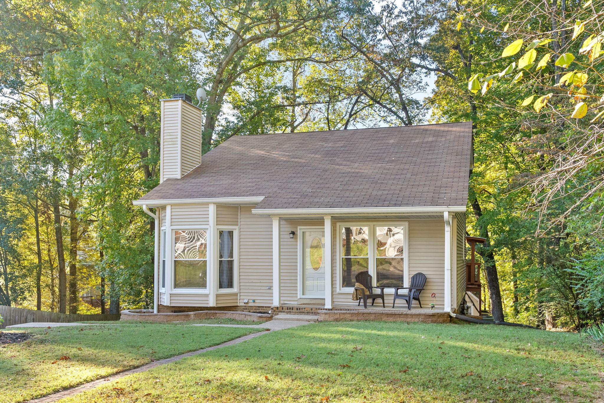 2178 Ladd Dr Property Photo 2