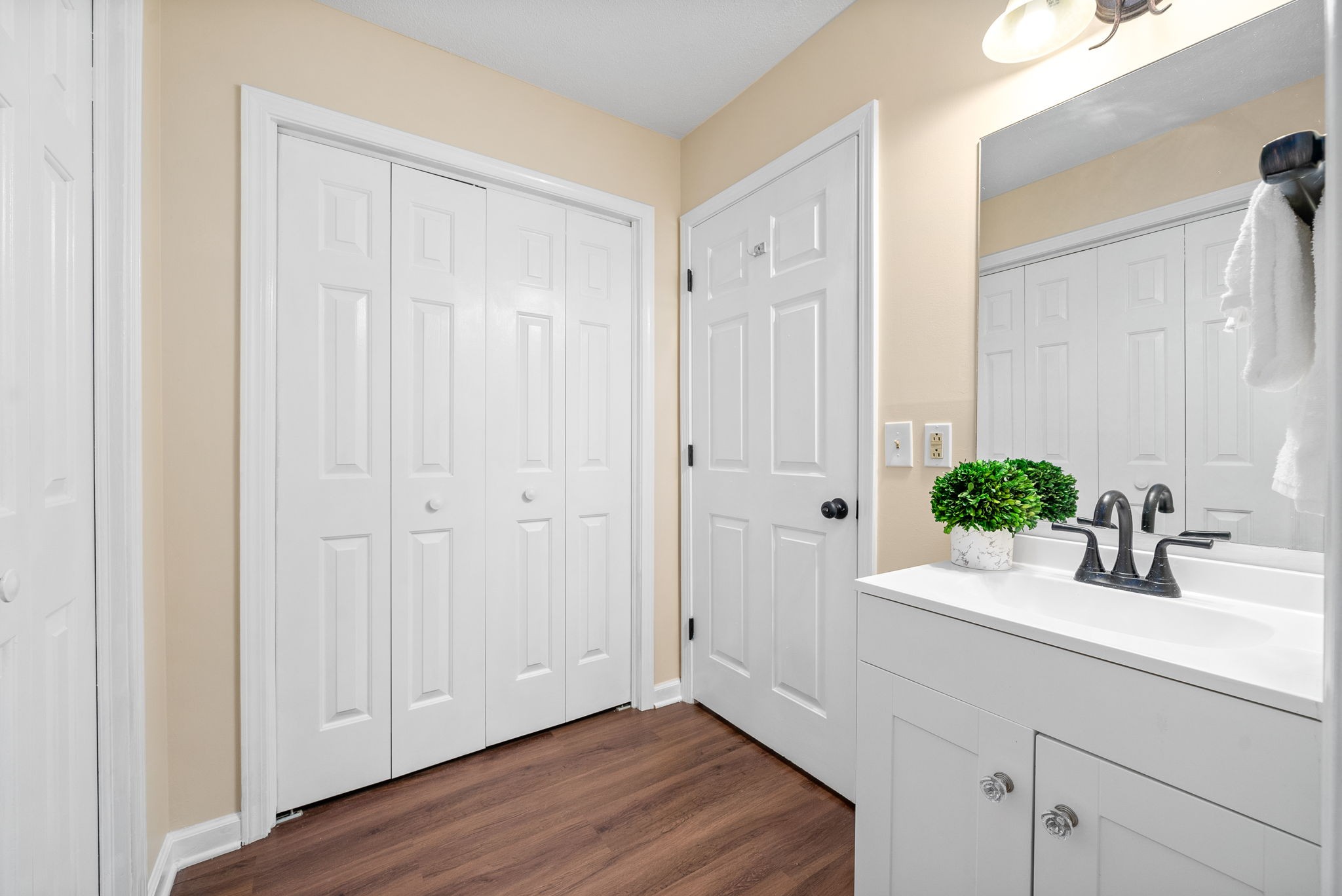 2178 Ladd Dr Property Photo 22
