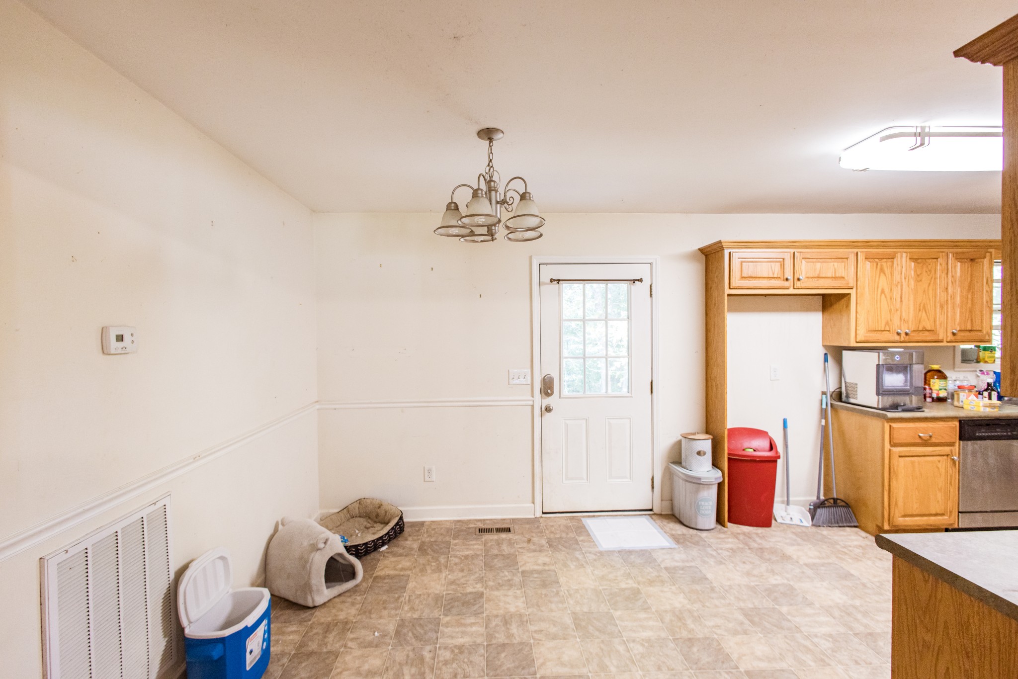 236 Melton Ln Property Photo 6