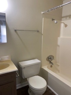 812 Pembroke Oak Grove Rd Property Photo 5