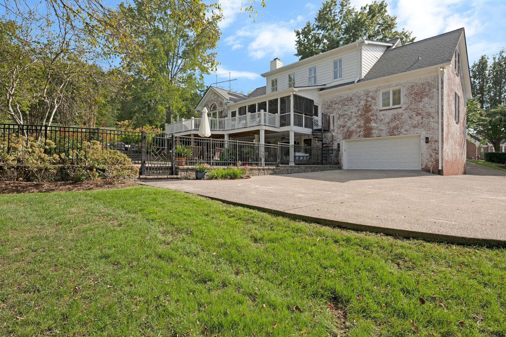 1025 Lucas Ct Property Photo 51