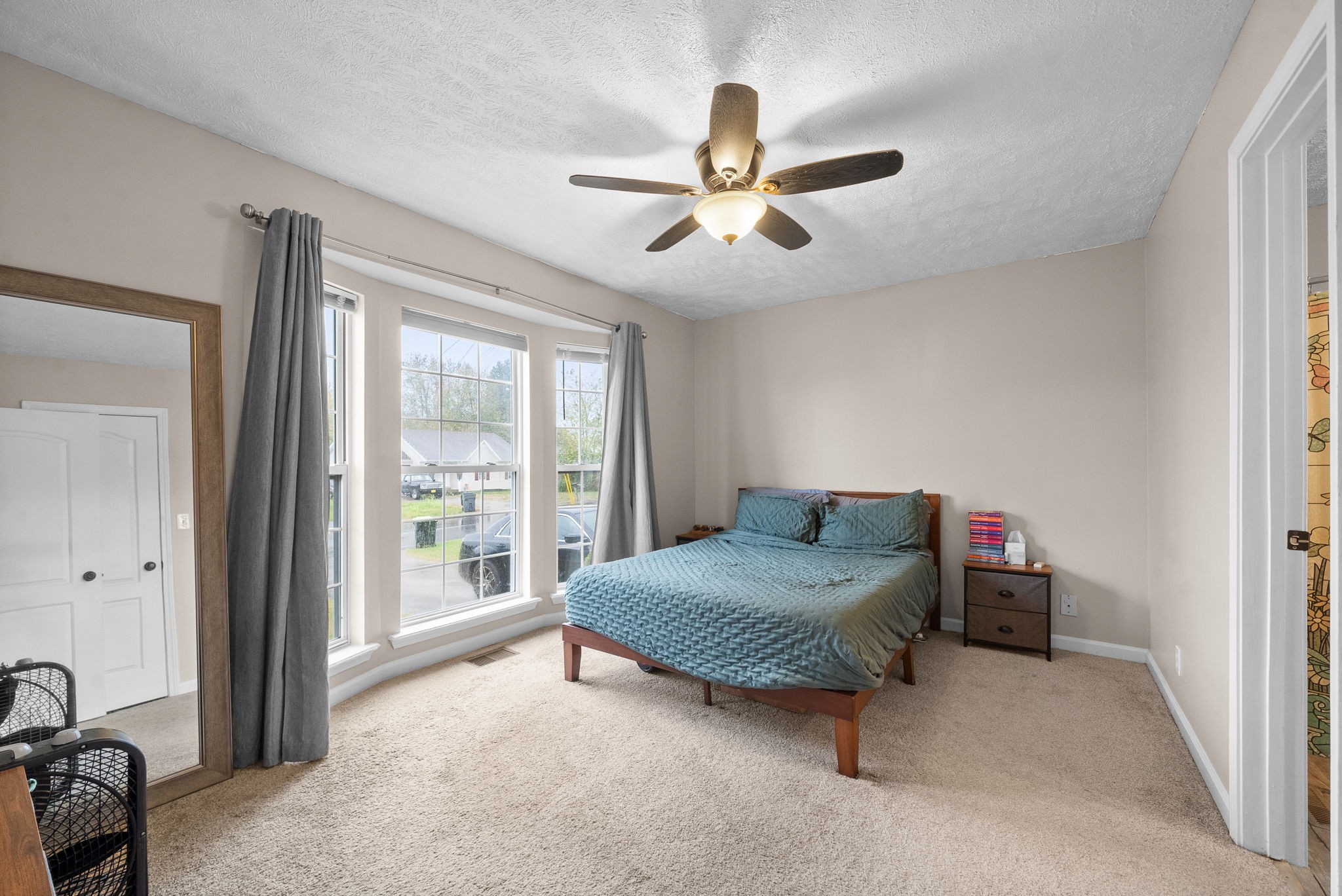 223 Golden Pond Ave Property Photo 8