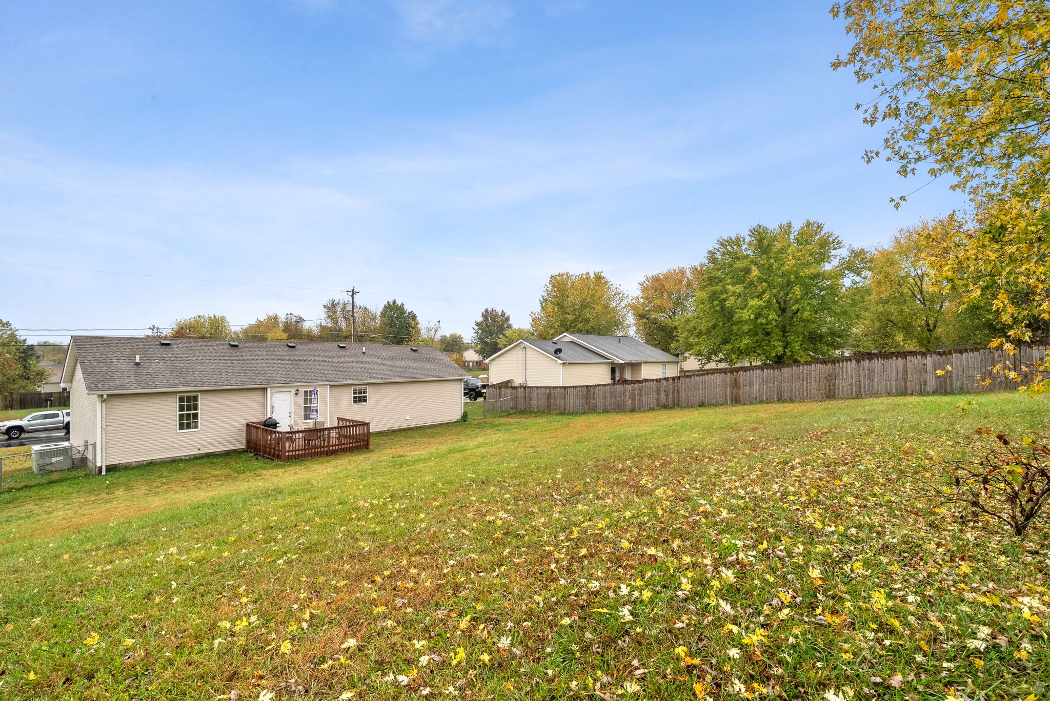 223 Golden Pond Ave Property Photo 14
