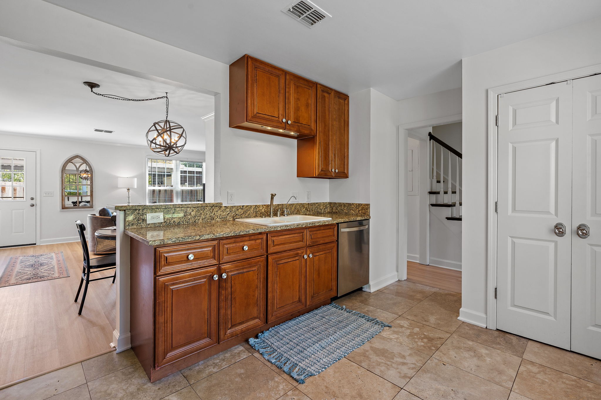 1082 General George Patton Rd Property Photo 6