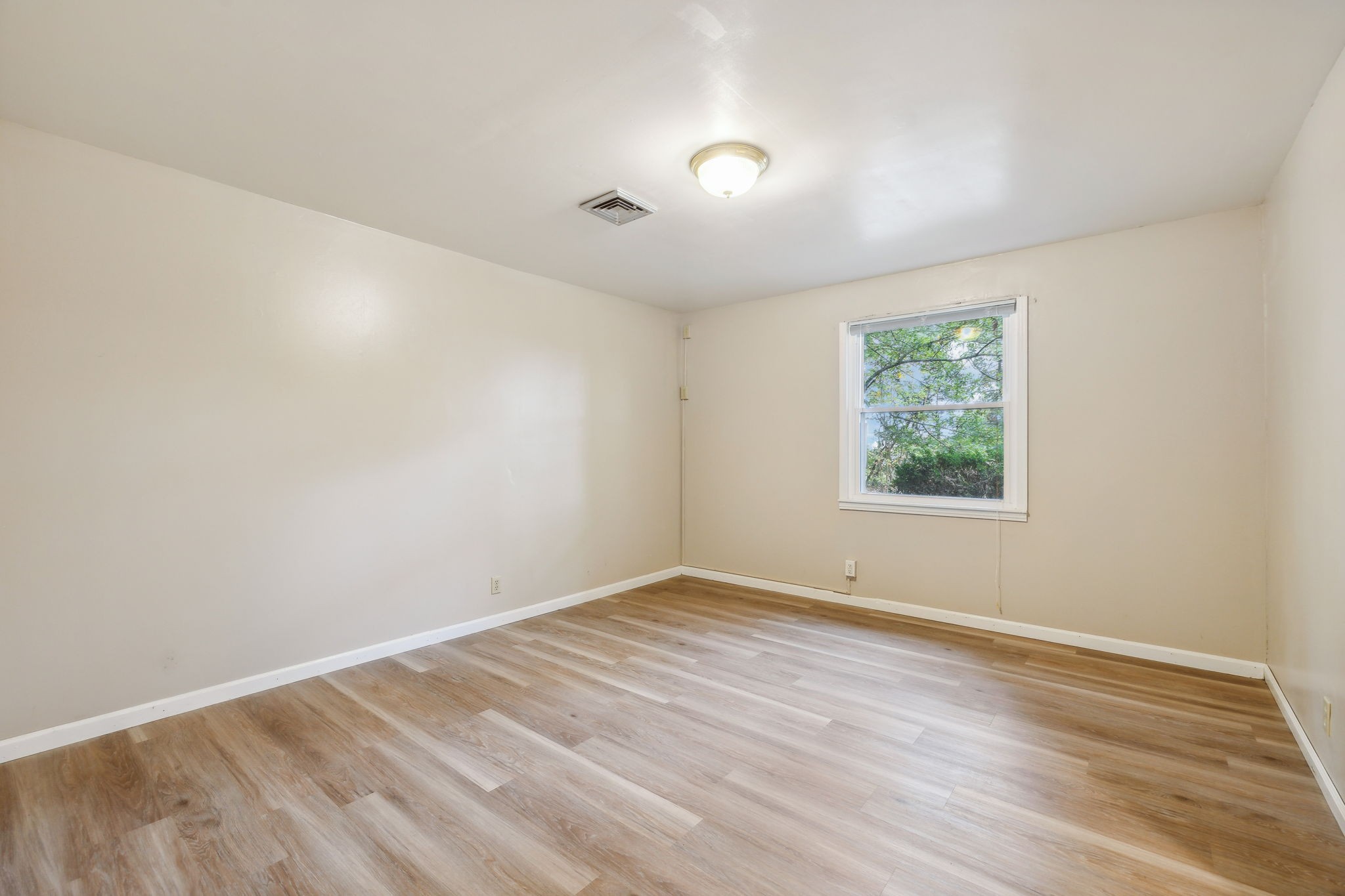 200 Tranquility Ln Property Photo 25