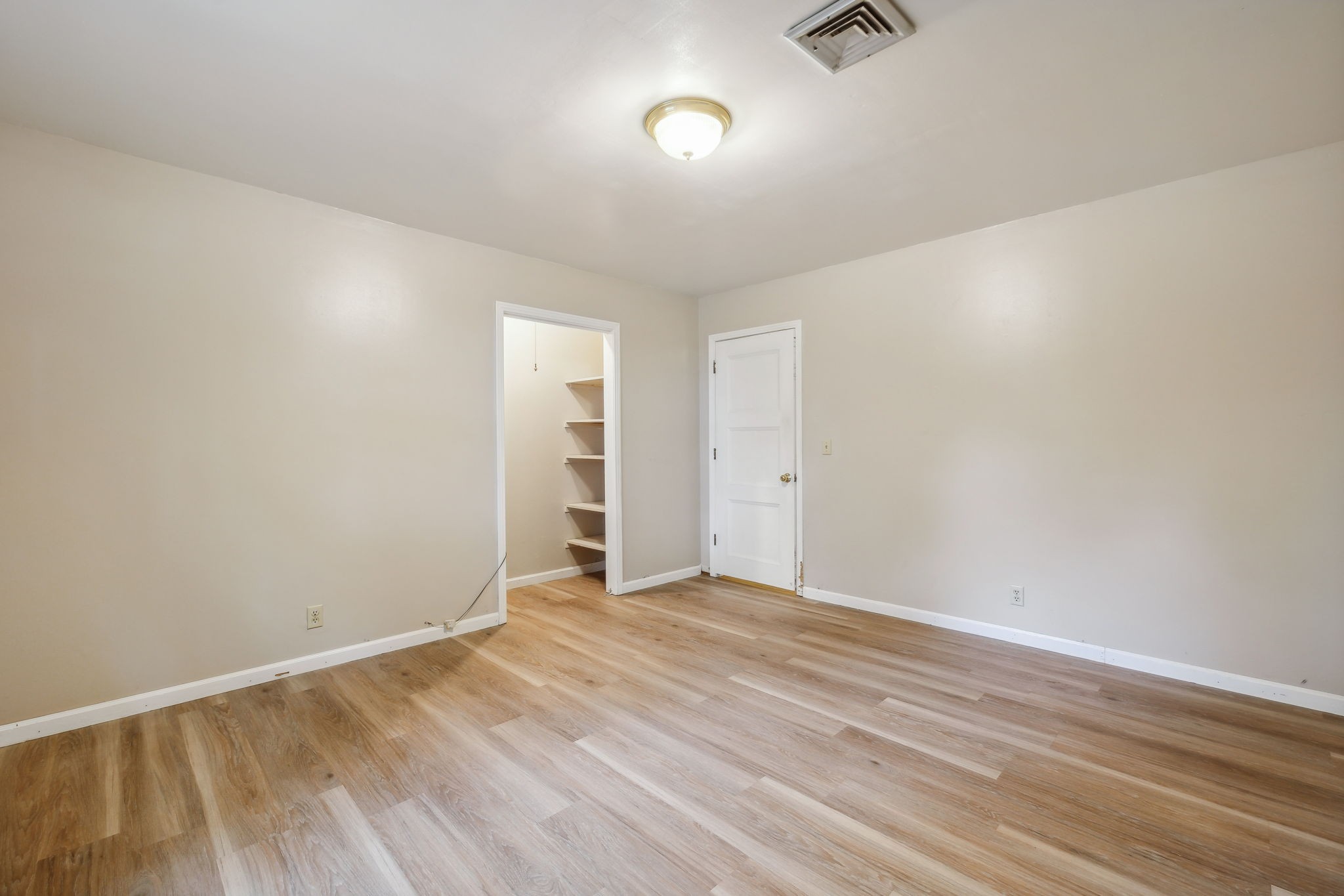 200 Tranquility Ln Property Photo 27