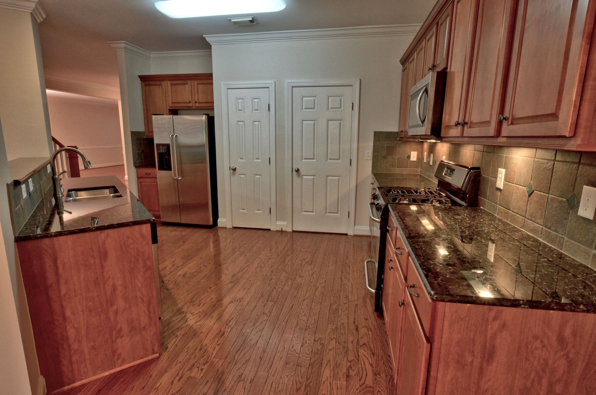 1303 Pemberton Heights Dr Property Photo 6