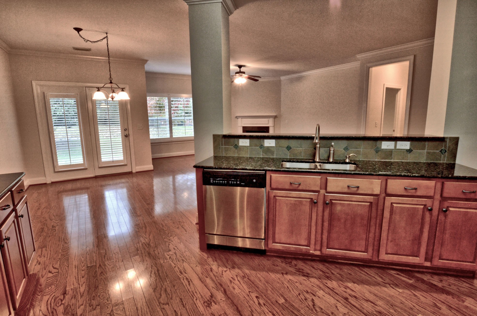 1303 Pemberton Heights Dr Property Photo 7