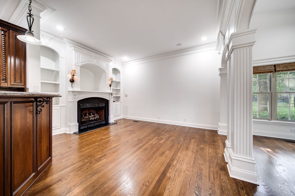 100 Gaston St Property Photo 25