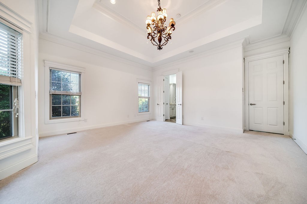 100 Gaston St Property Photo 33