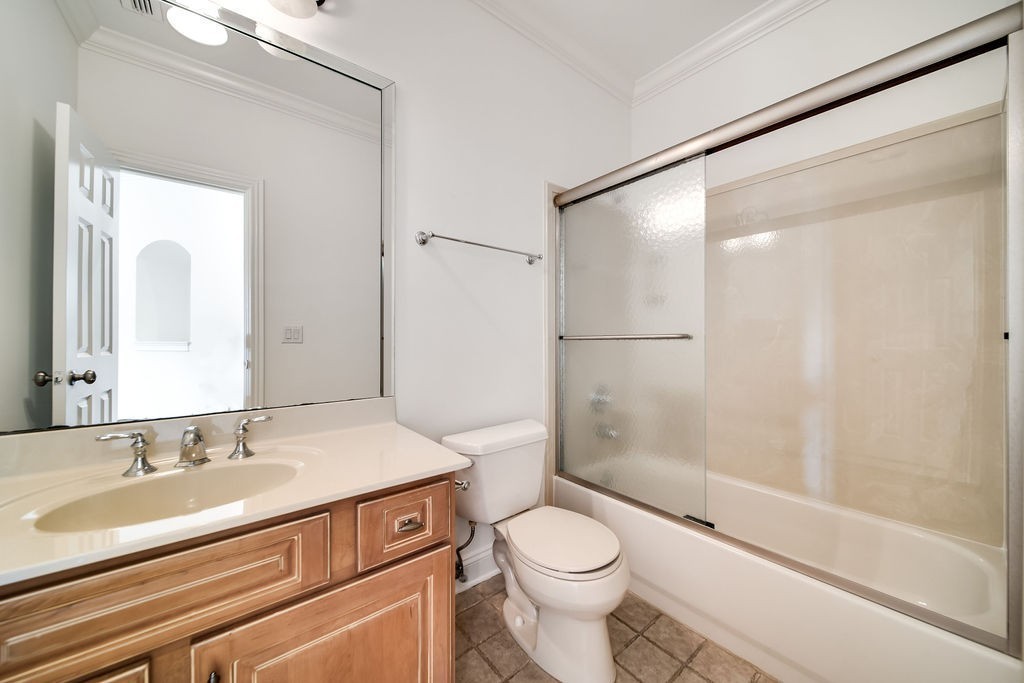 100 Gaston St Property Photo 50