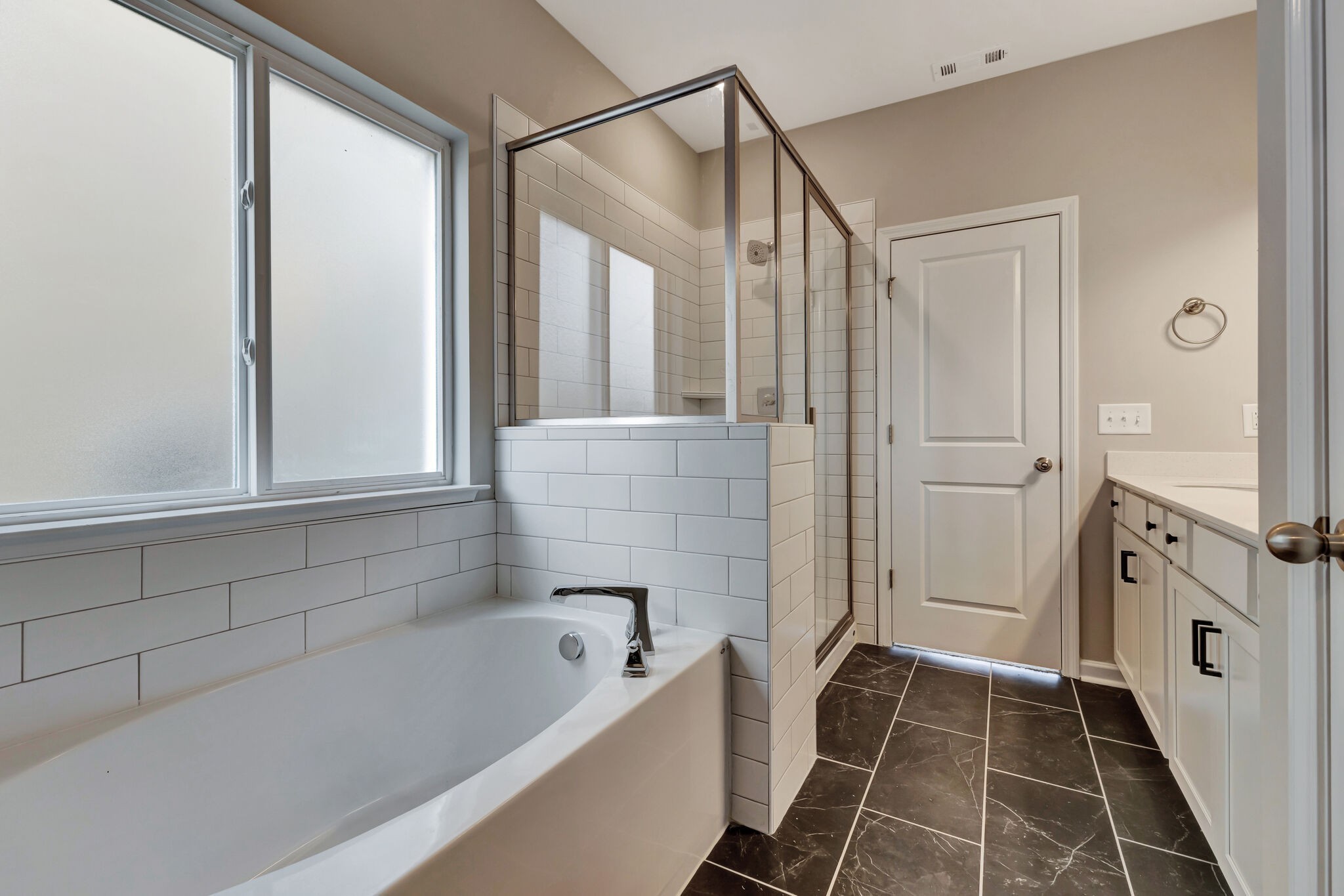 1024 Indigo Alley Property Photo 17
