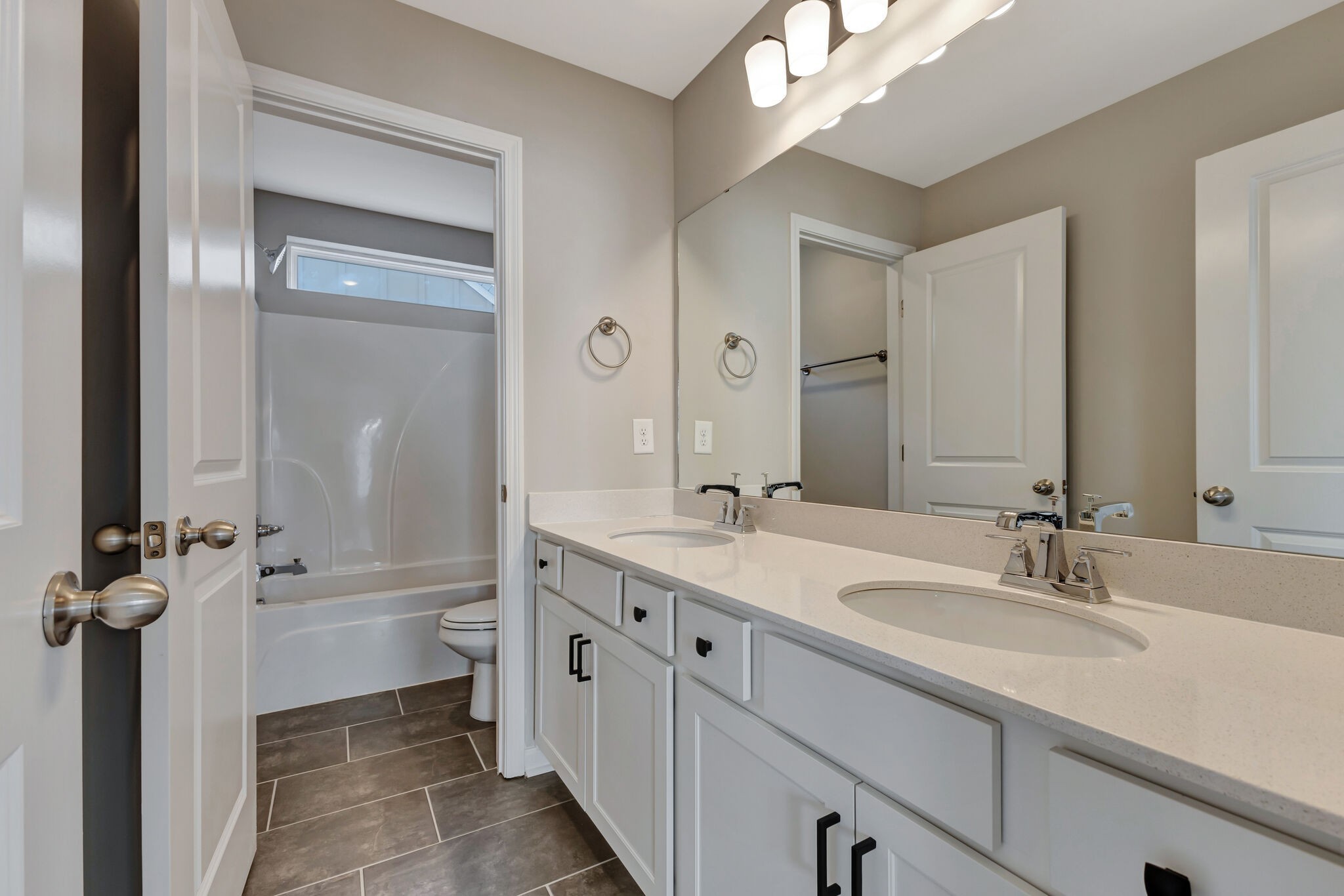 1024 Indigo Alley Property Photo 24