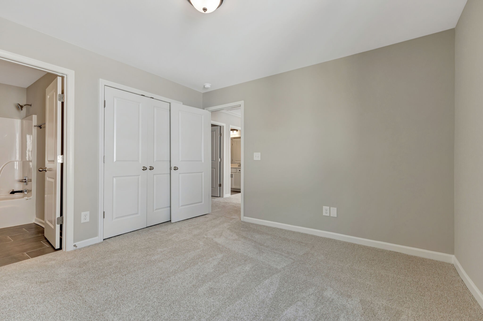 1024 Indigo Alley Property Photo 28