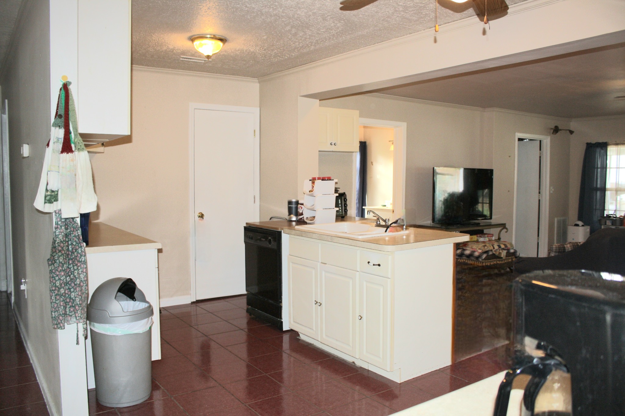 116 Woodland St Property Photo 18