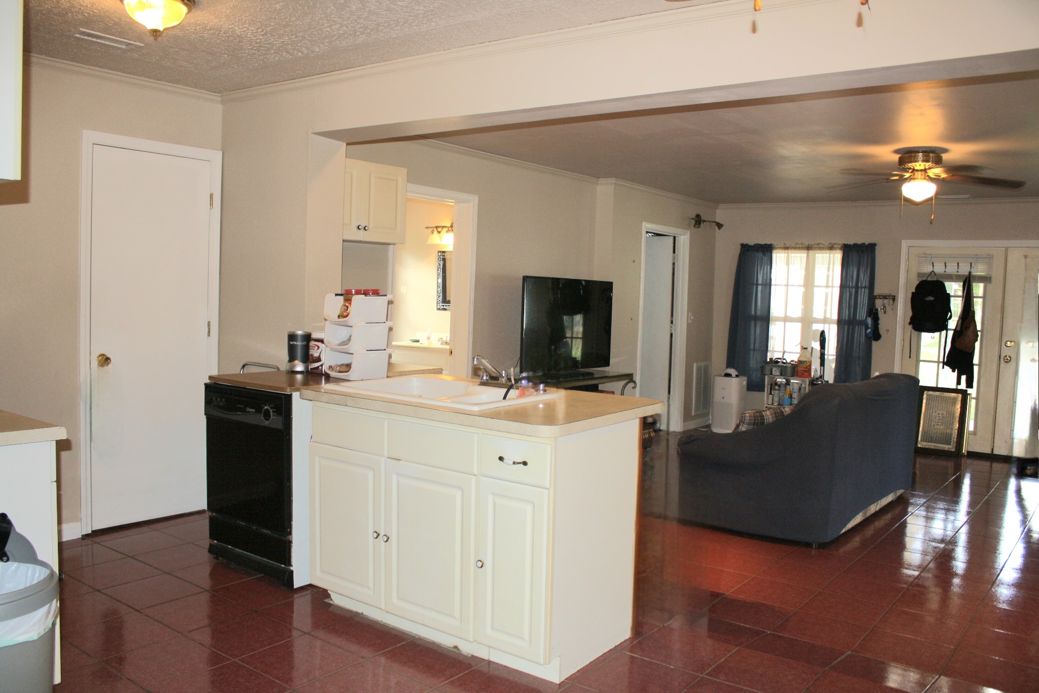 116 Woodland St Property Photo 19