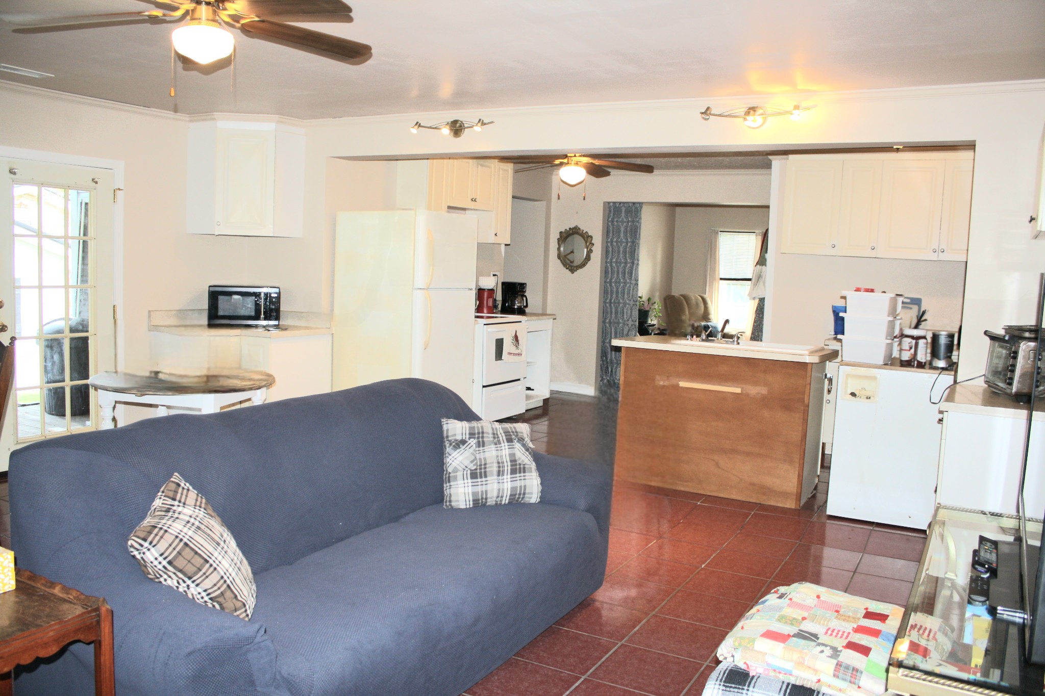 116 Woodland St Property Photo 23