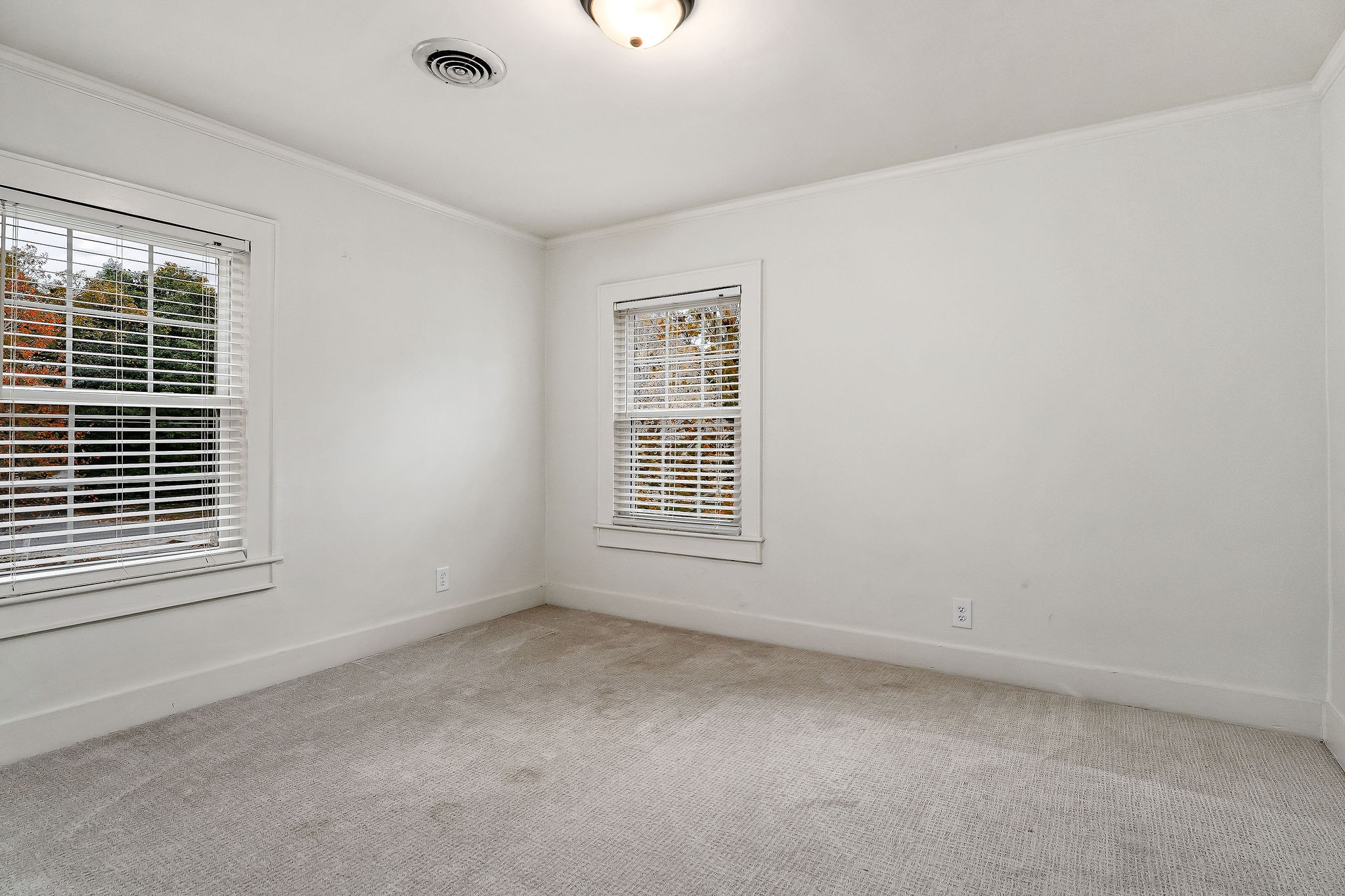 351 N Dixie Ave Property Photo 44