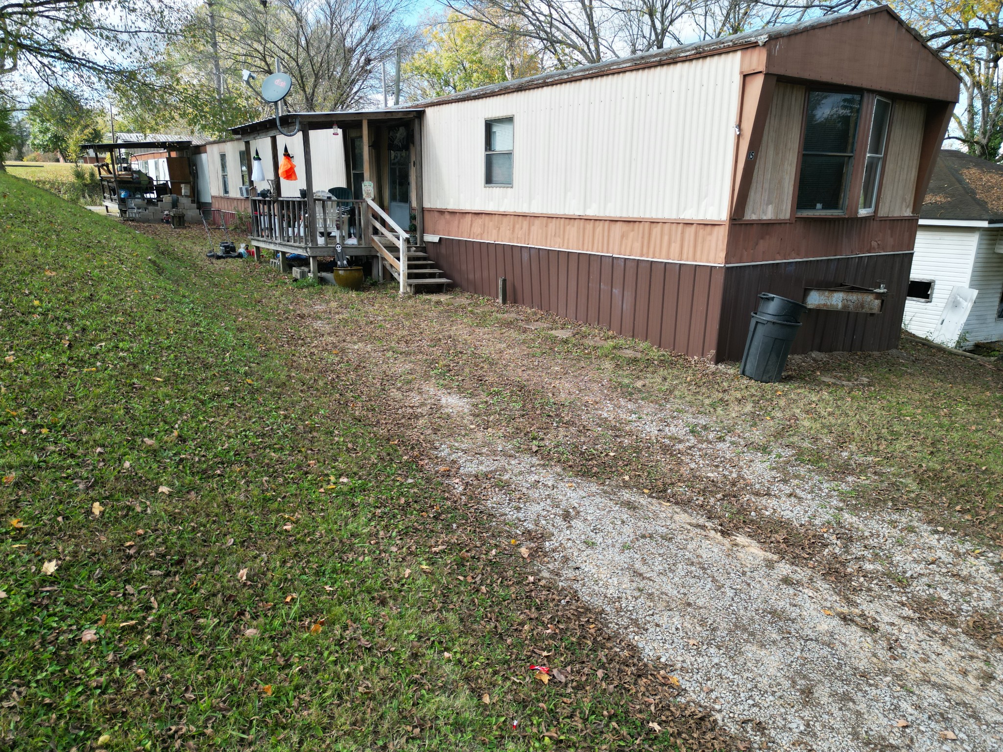 302 S Walnut St Property Photo 19