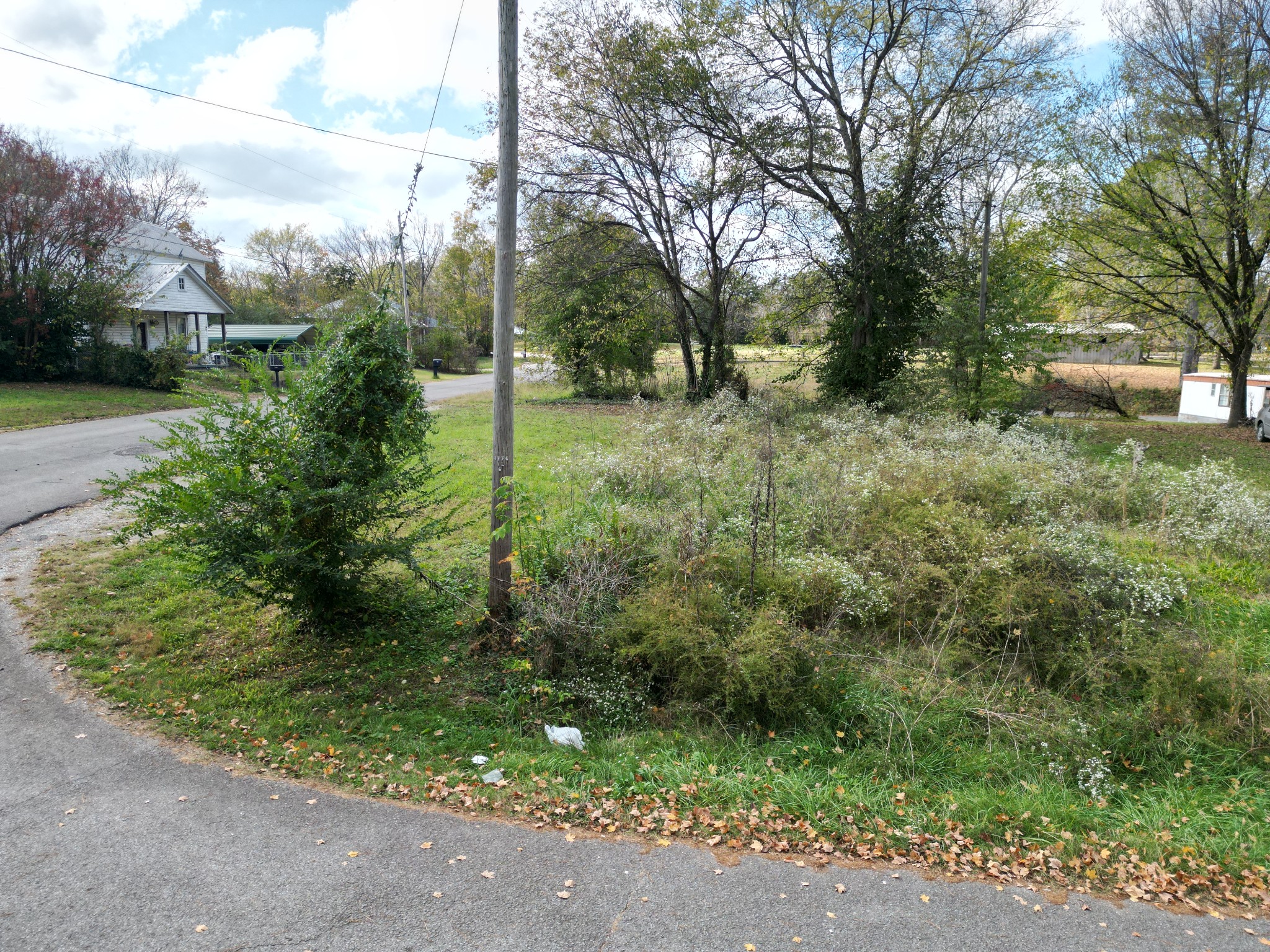 302 S Walnut St Property Photo 21