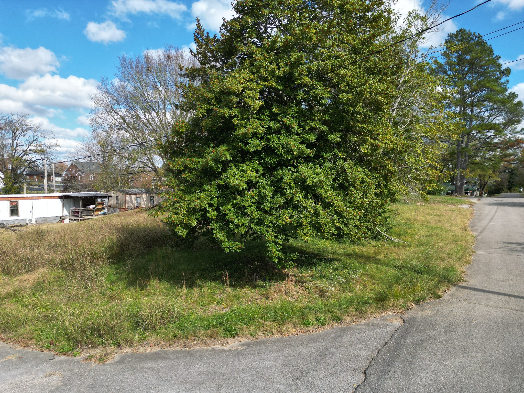 302 S Walnut St Property Photo 25