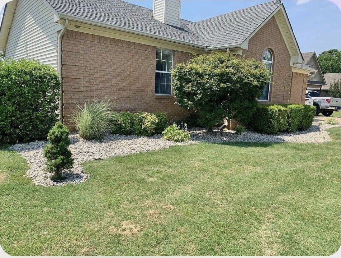2501 Clifton Dr Property Photo 4
