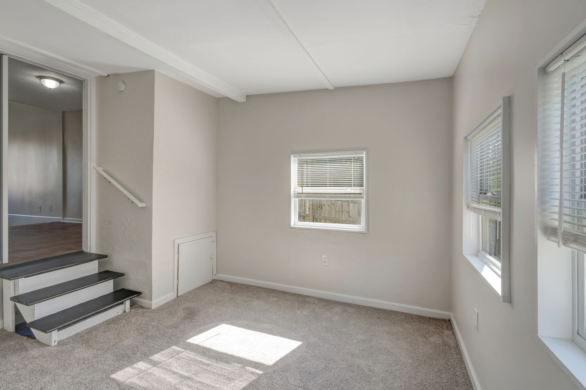 1748 Heritage Glen Dr Property Photo 15