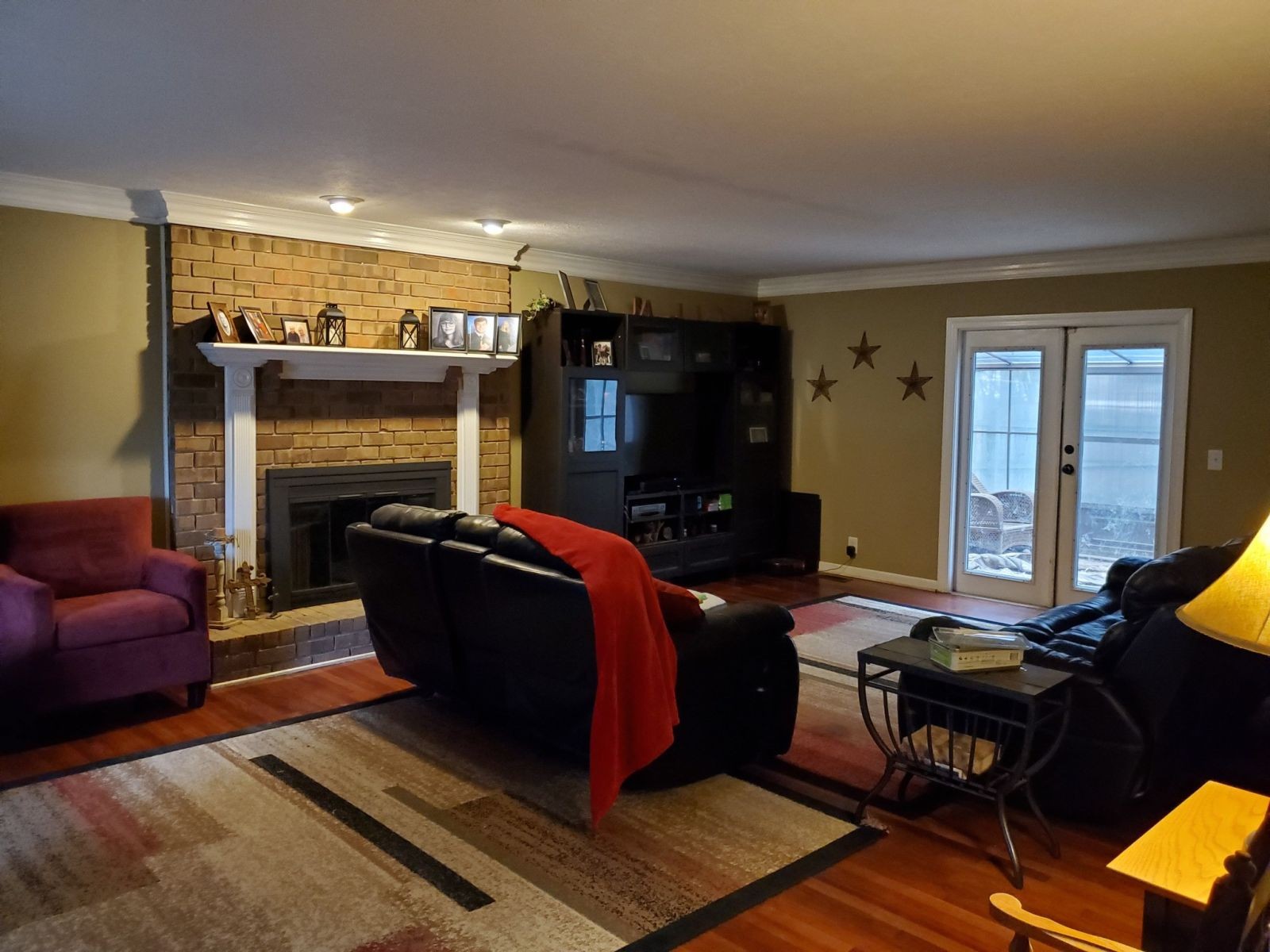 102 Maple Forest Ct Property Photo 4