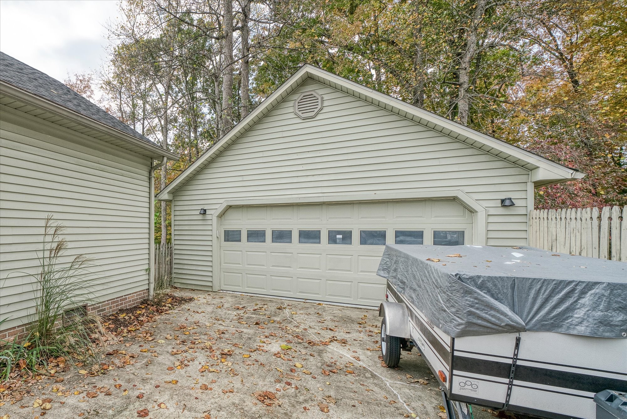 1760 Heathrow Dr Property Photo 20
