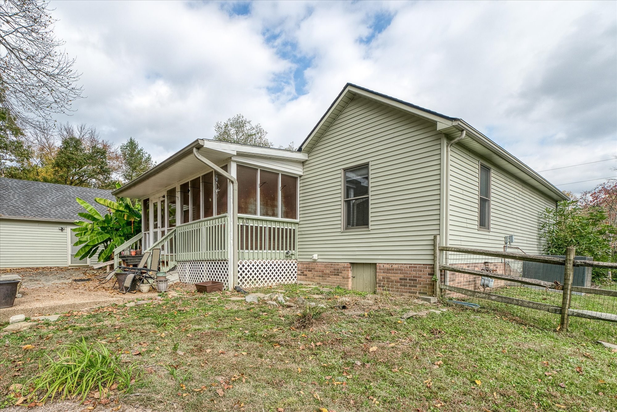 1760 Heathrow Dr Property Photo 26