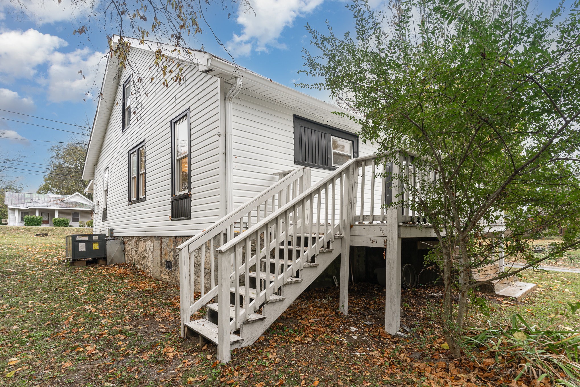 1828 S Main St Property Photo 29