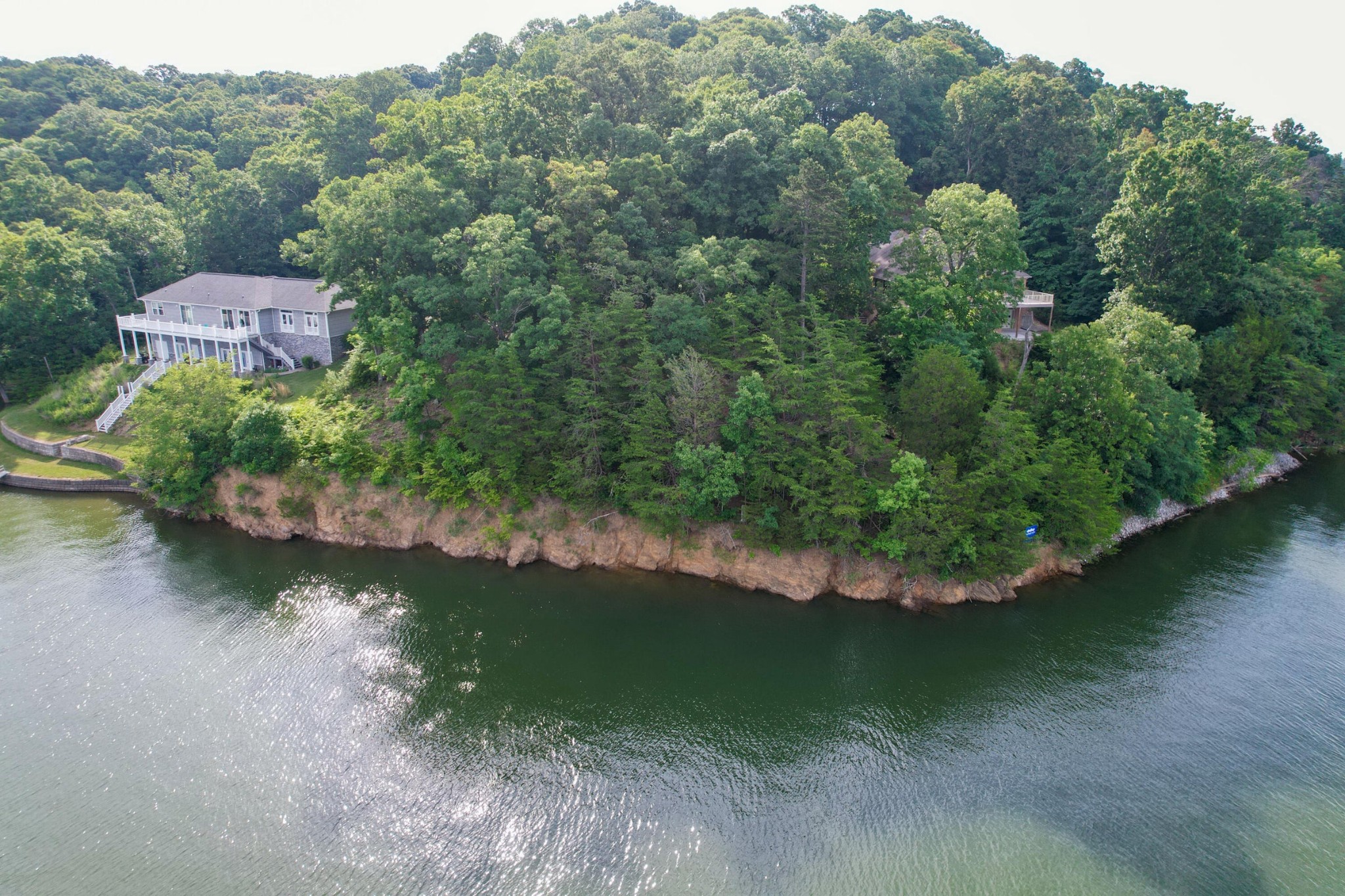 1147 Lakefront Place Property Photo 9