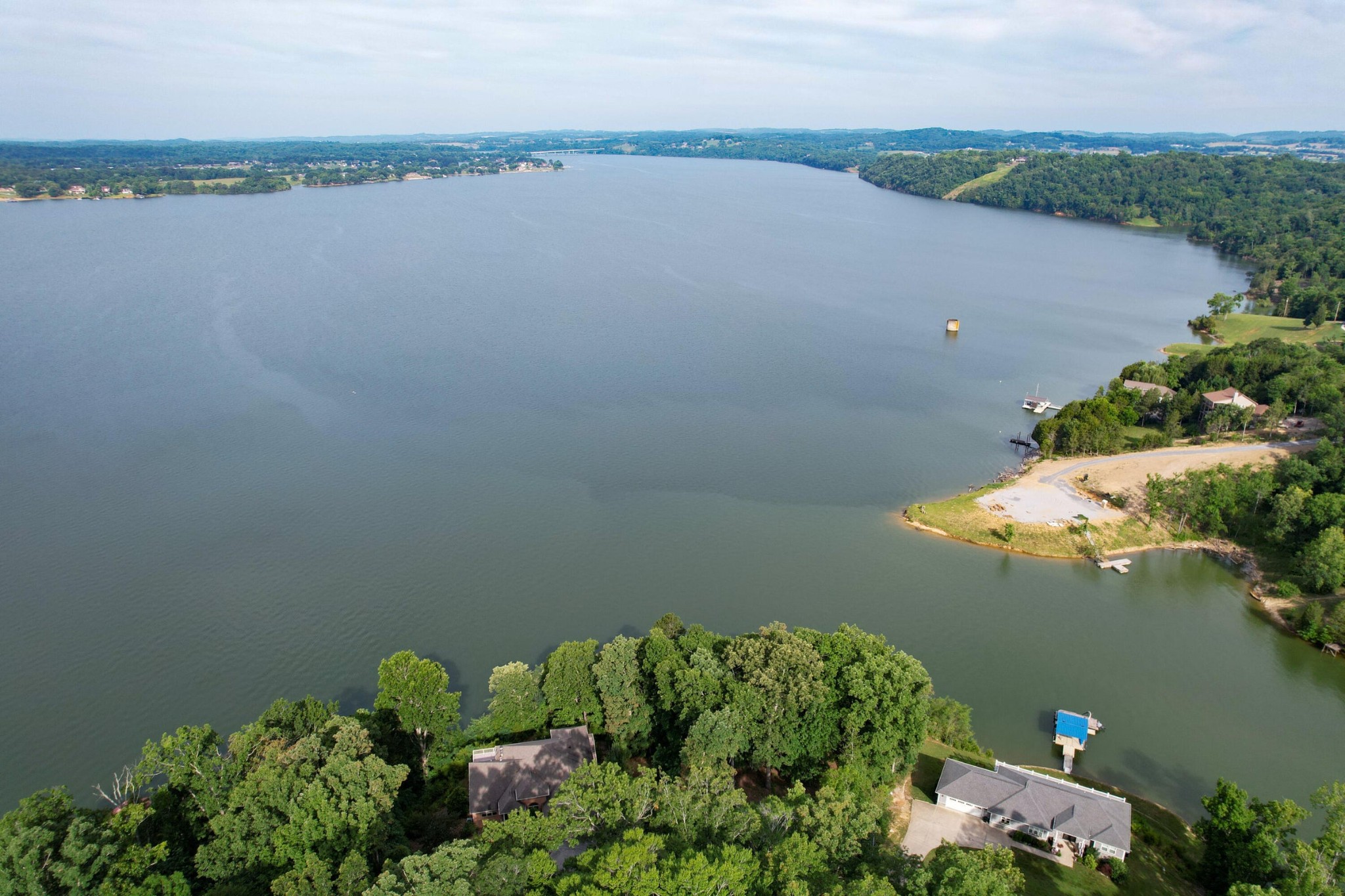 1147 Lakefront Place Property Photo 13