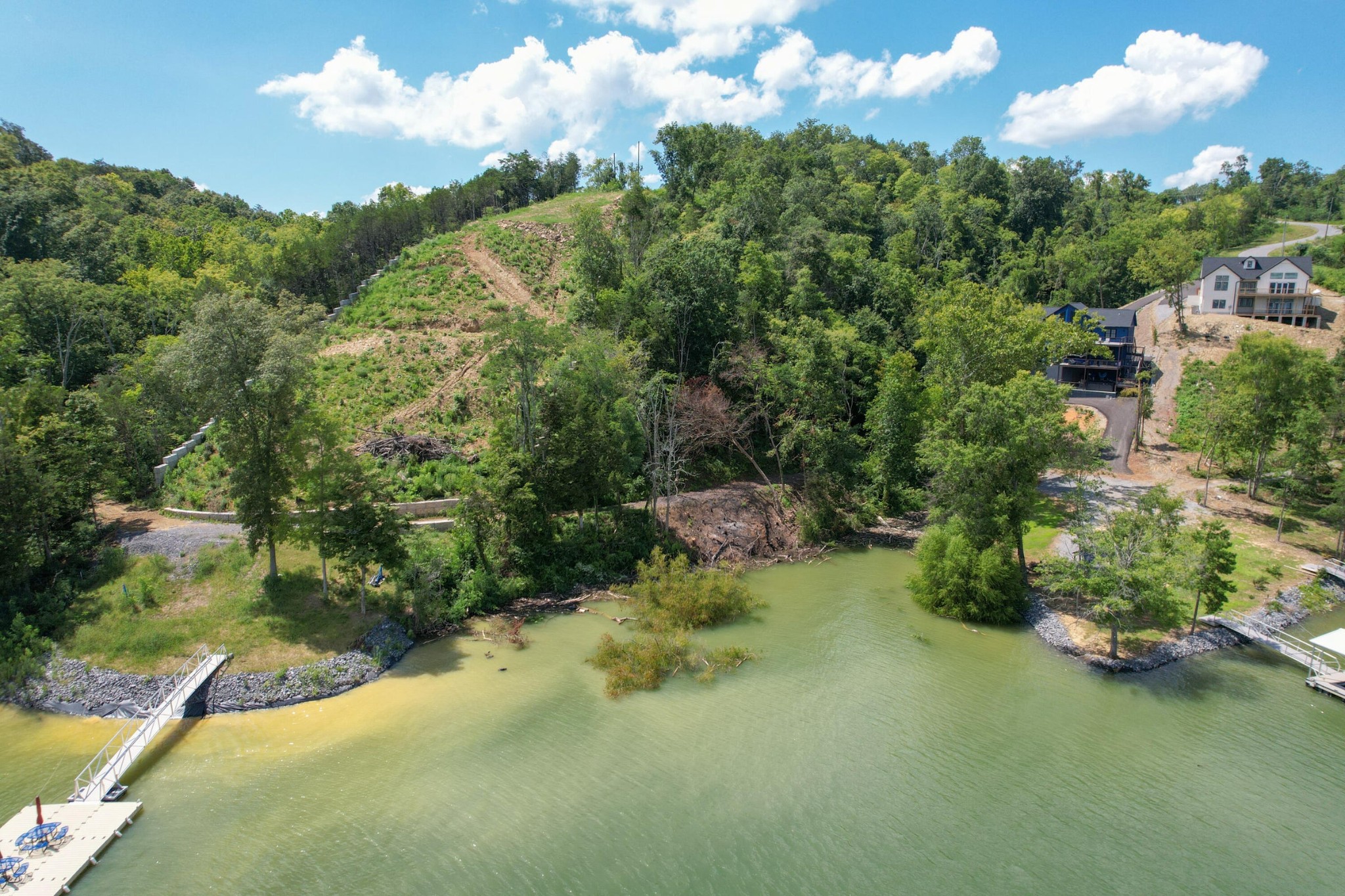 74 Clear Point Property Photo 5