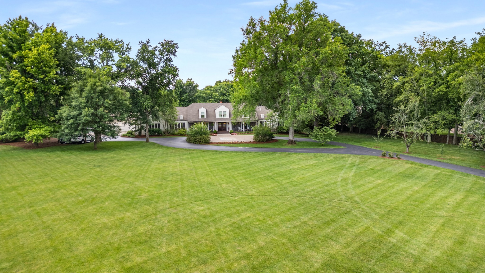 2221 Old Hickory Blvd Property Photo 3