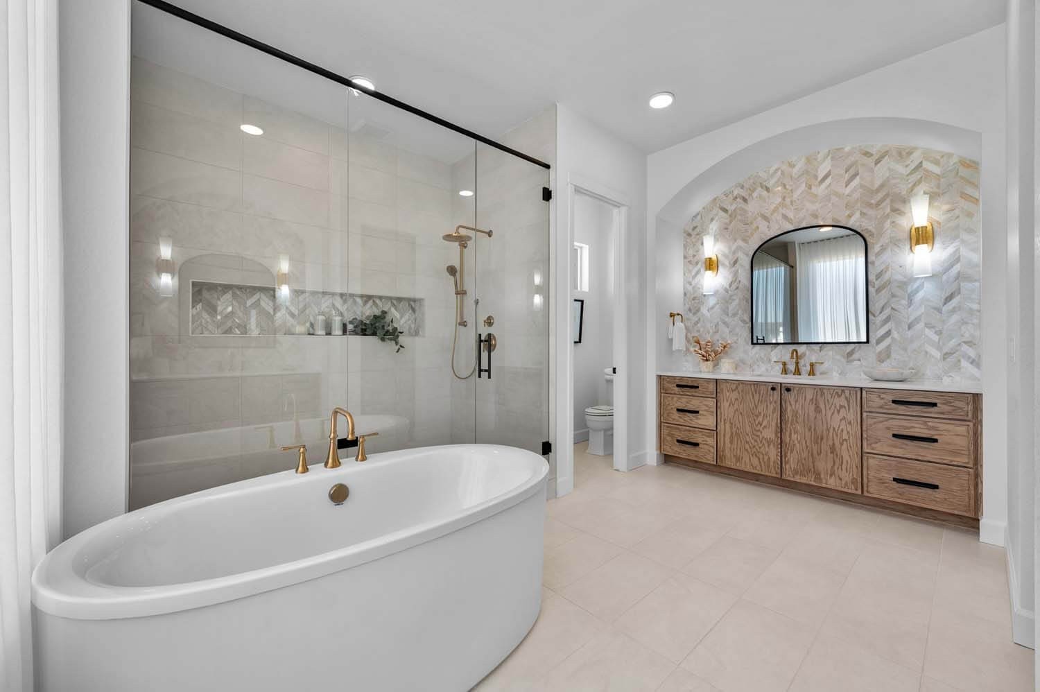 18 Solitude Way Property Photo 10